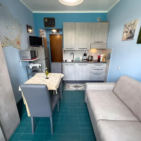 Casa Carlotta Апартаменты Сан-Бартоломео-аль-Маре