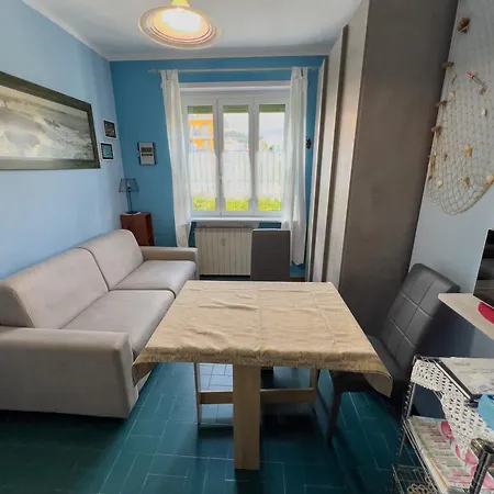 Casa Carlotta Апартаменты Сан-Бартоломео-аль-Маре