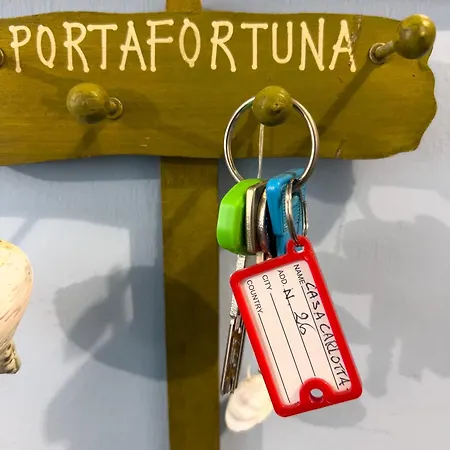 Casa Carlotta Апартаменты Сан-Бартоломео-аль-Маре