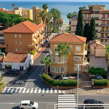Casa Carlotta アパート *